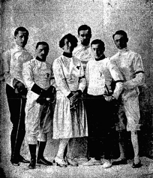 Winkler drugi z lewej w 1922 roku w barwach AZS